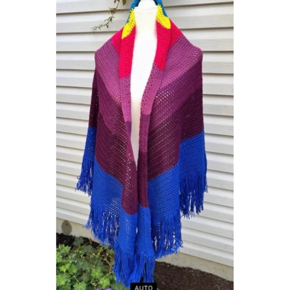 🇨🇦🎁 Vintage 1970s Artisan Custom-Made Crocheted Colorful Oversized Wrap Shawl